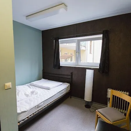 Unschlagbar Hostel *